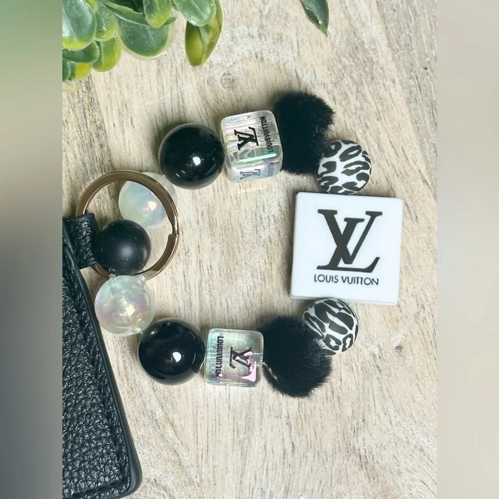 Card Holder Wristlet with Handmade Beaded Keychain in Black